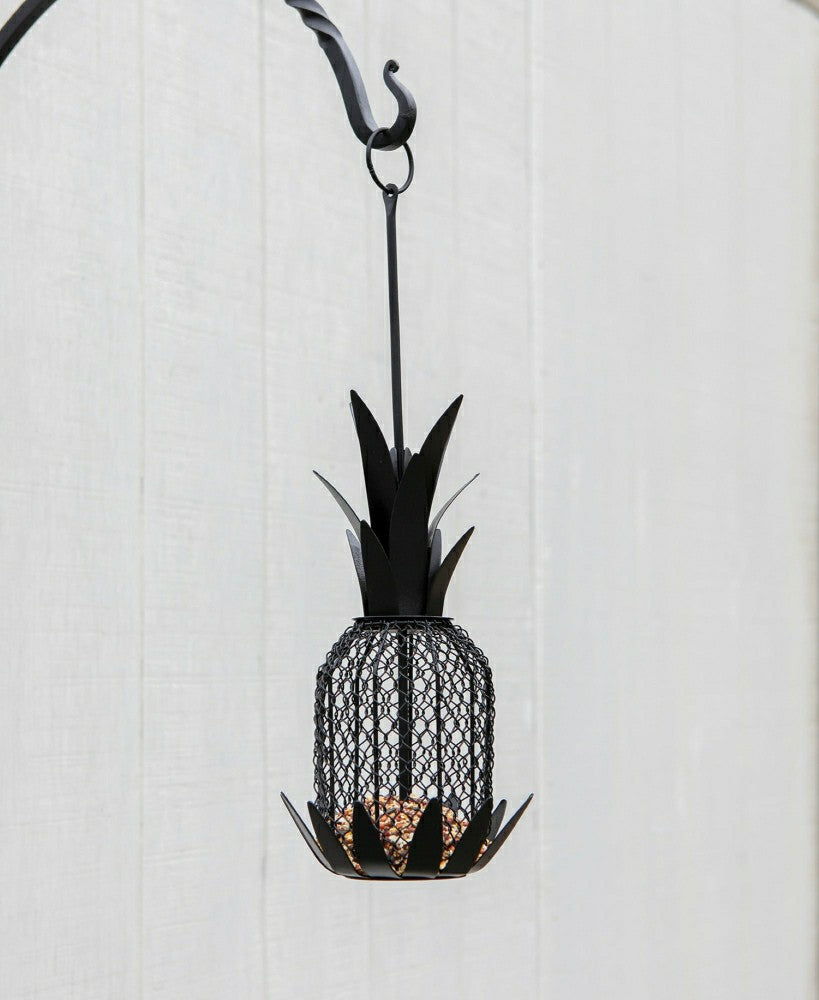Plow & Hearth Pineapple Bird Feeder