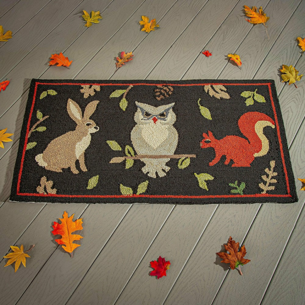 Plow & Hearth Indoor/Outdoor Hooked Woodland Rug