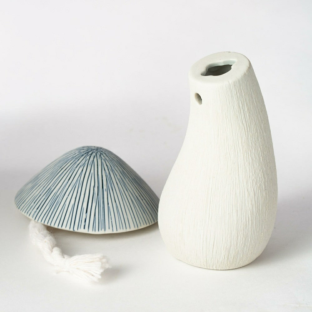 Plow & Hearth Ceramic Mushroom Diffuser, Small