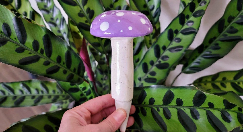 Plow & Hearth Large Mushroom Watering Spike