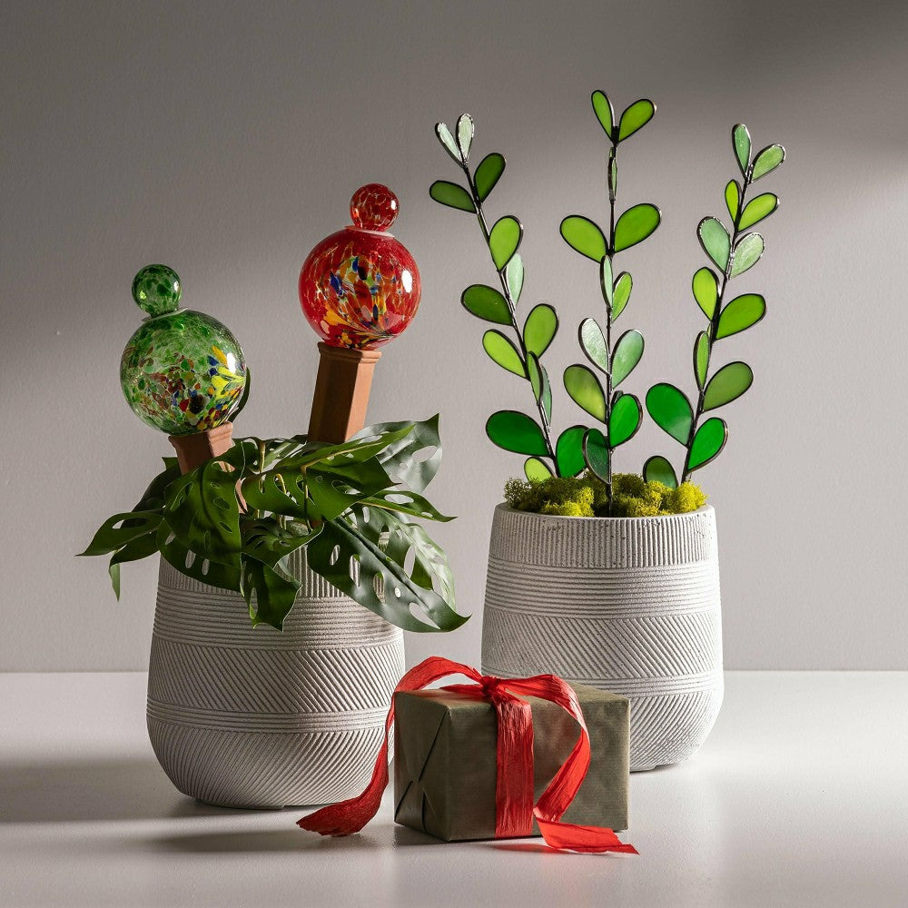 Plow & Hearth Globe Shaped Plant Quencher