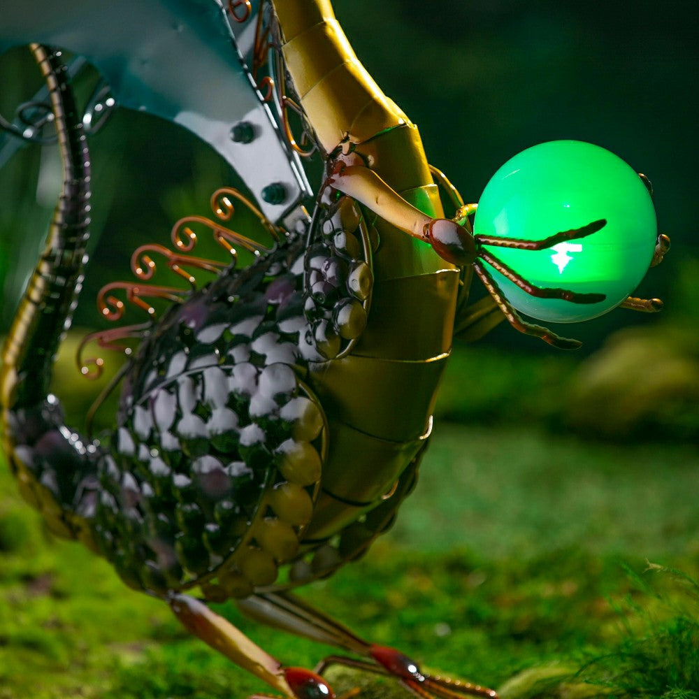 Plow & Hearth Dragon with Solar Light