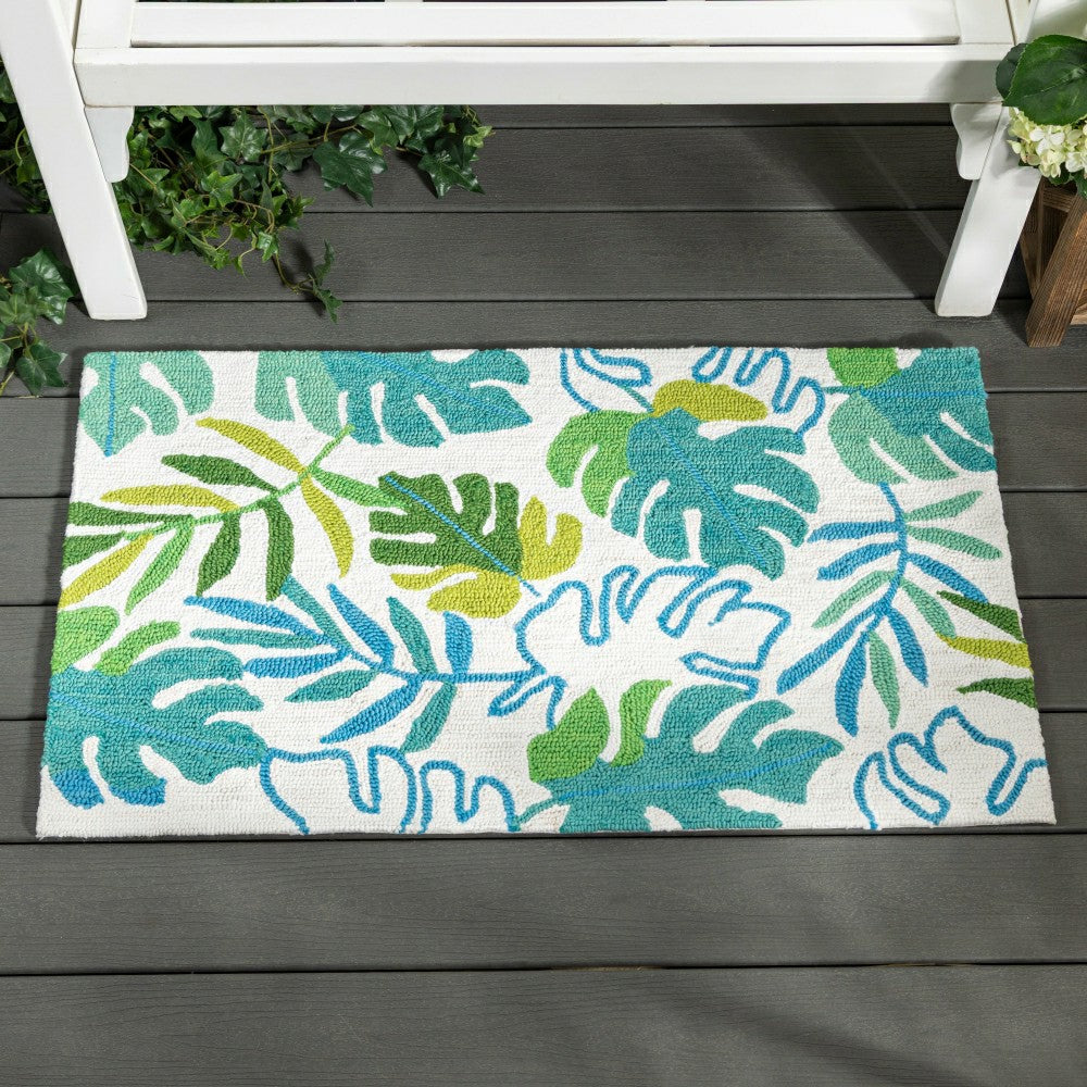 Plow & Hearth Monstera Leaf Indoor/Outdoor Hooked Rug 24"x42"