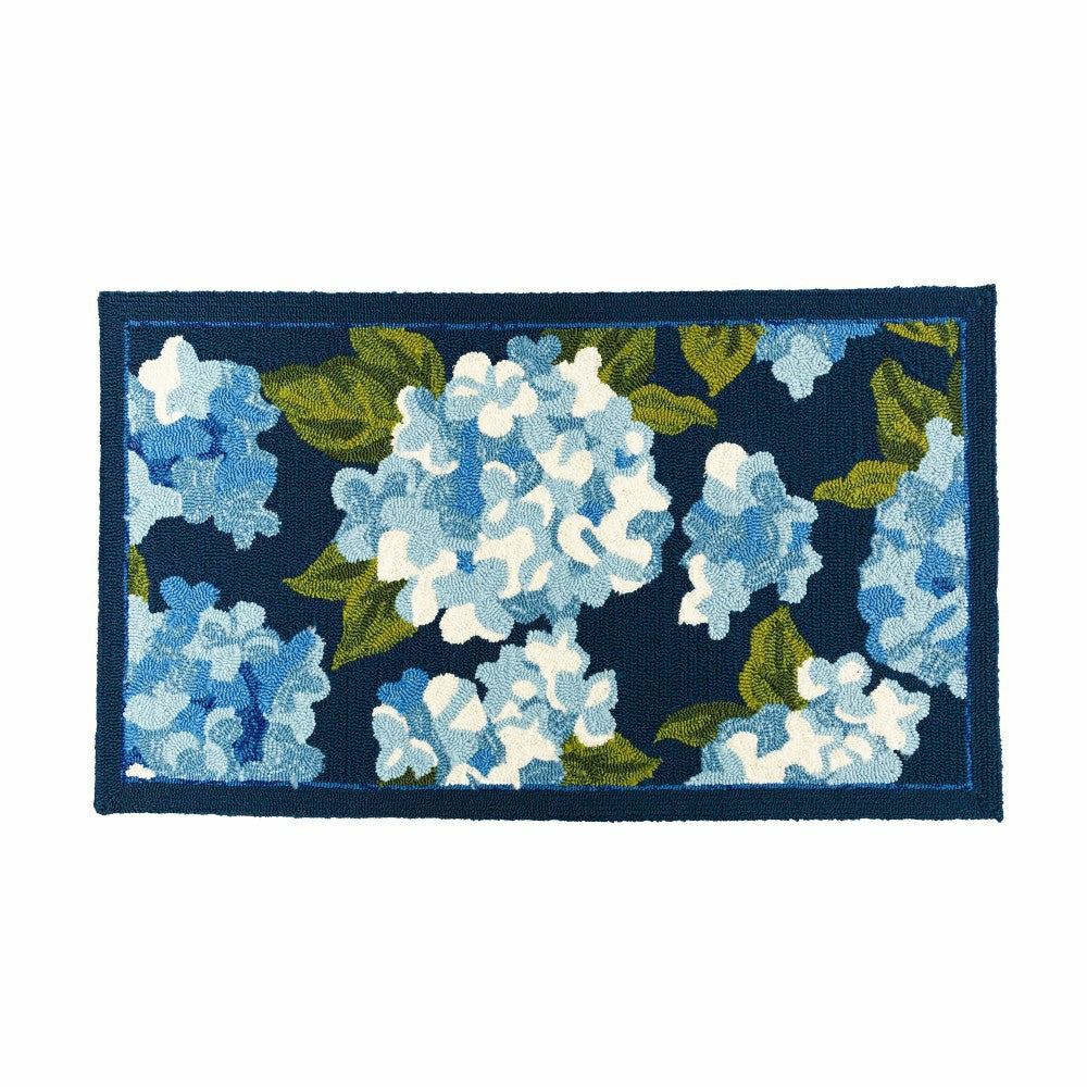 Plow & Hearth Hydrangeas Indoor/Outdoor Rug, 24" x 42"