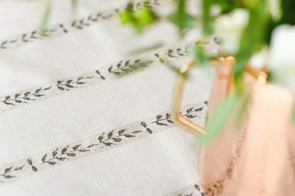 Plow & Hearth Walnut Leaf Tablecloth