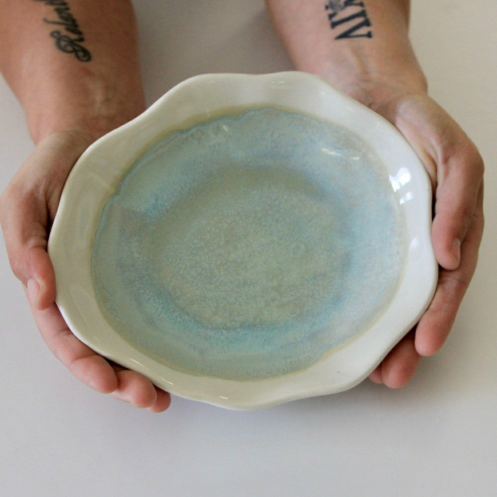 Plow & Hearth Artisan Dinner Set