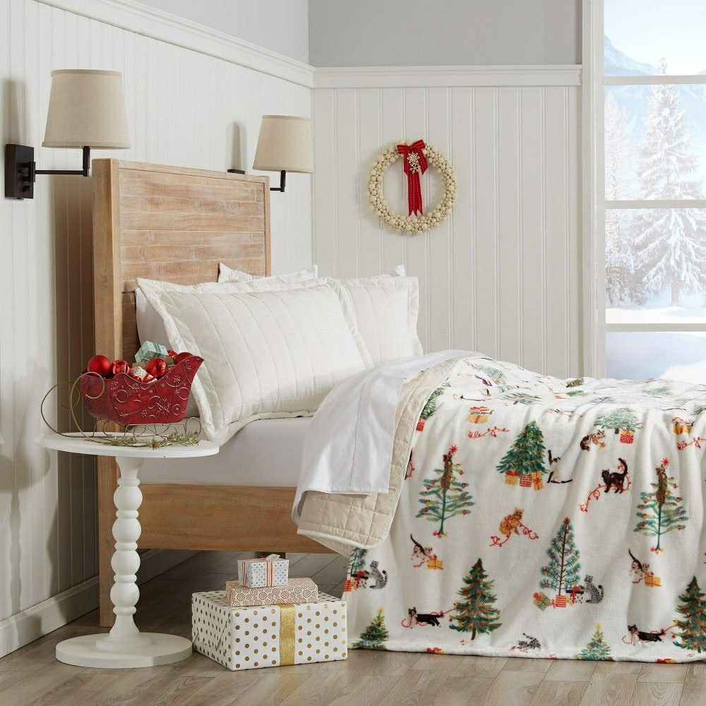 Plow & Hearth Velvet Throw Blanket - Pearl Collection