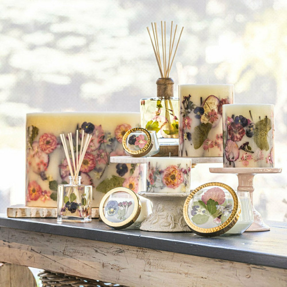 Plow & Hearth Signature Botanical Candle - Blushing Rosewood