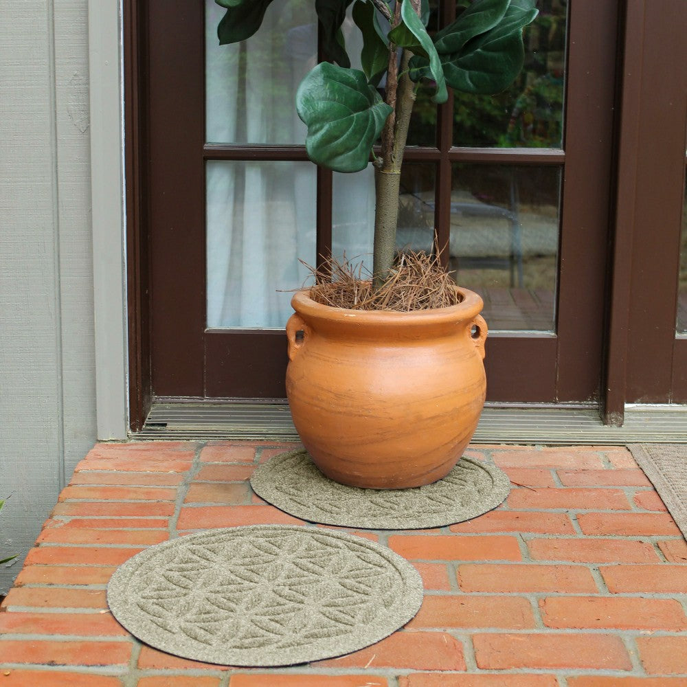 Plow & Hearth WaterHog® 17" Flower of Life Plant Trivets, Set of 2