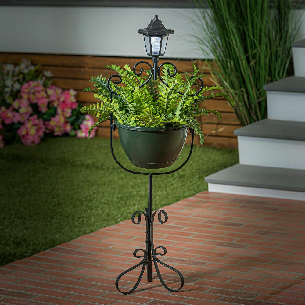 Plow & Hearth Planter with Solar Light