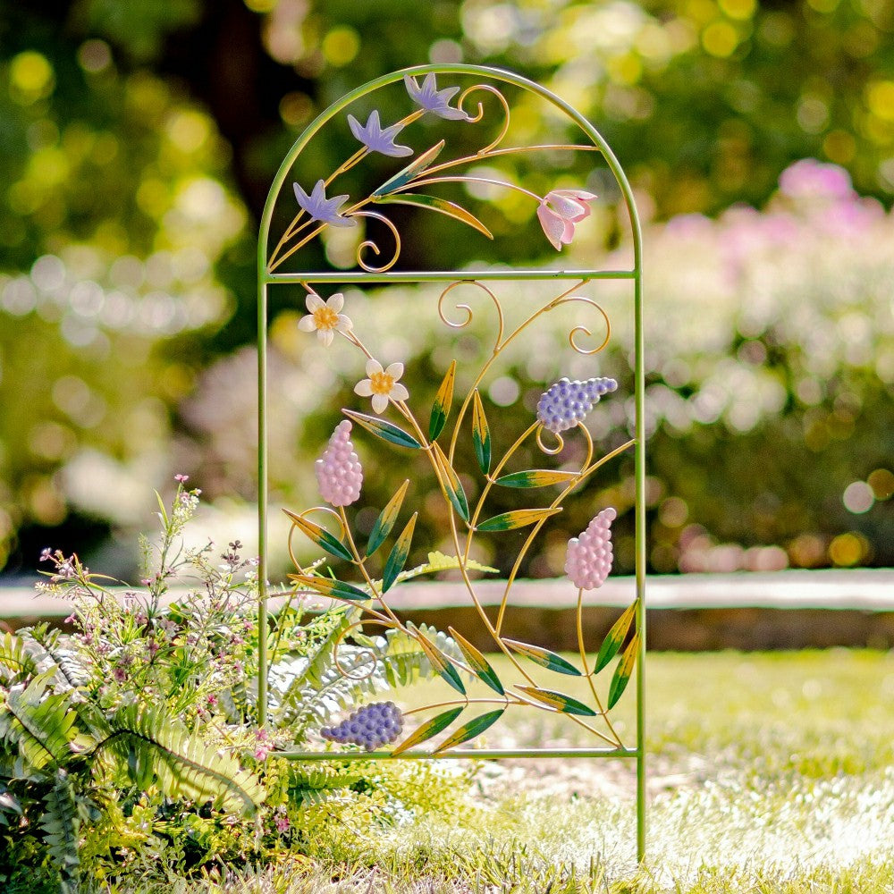 Plow & Hearth Spring Blooms Iron Garden Trellis Stake