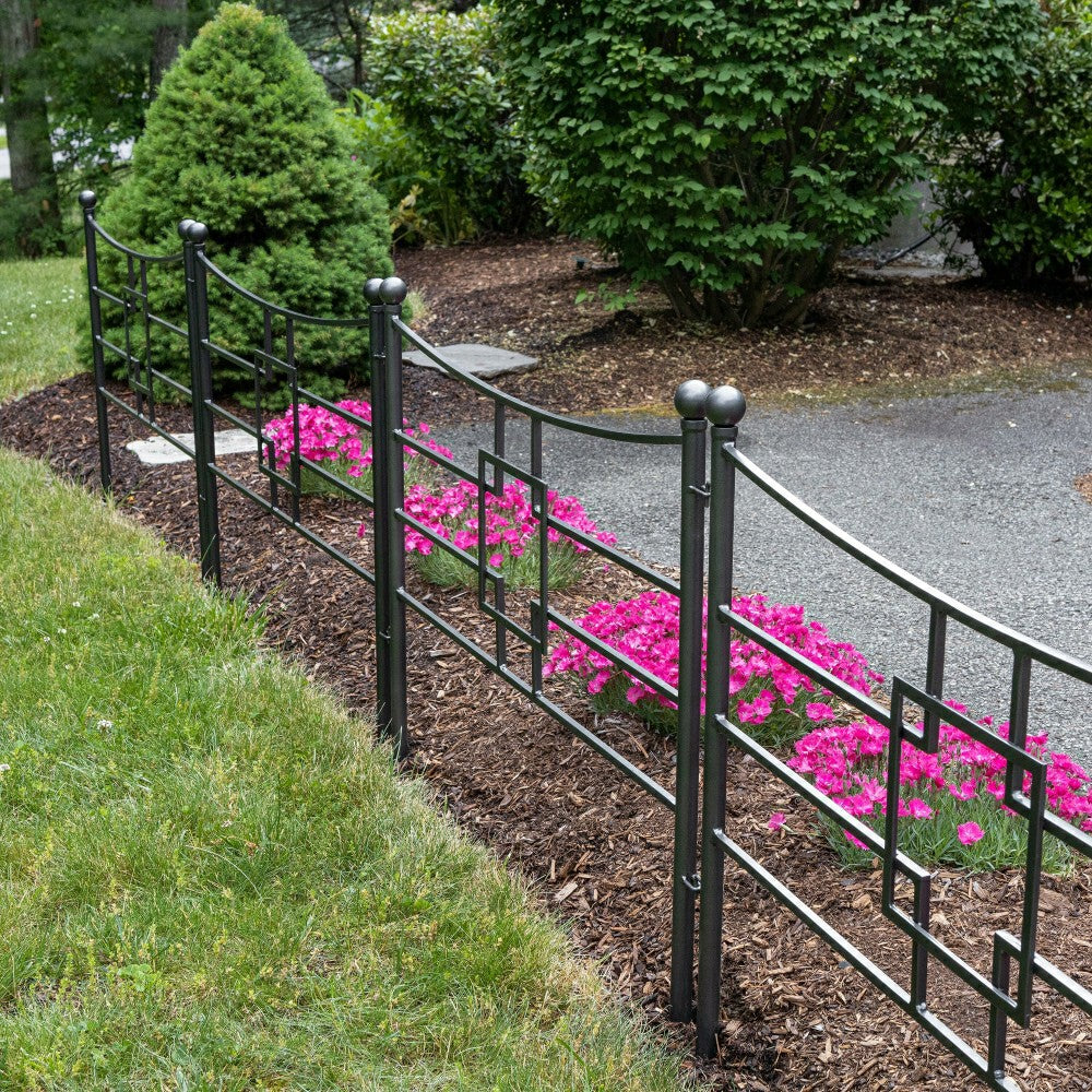 Plow & Hearth Square-on-Squares Fence Section, Set of 4
