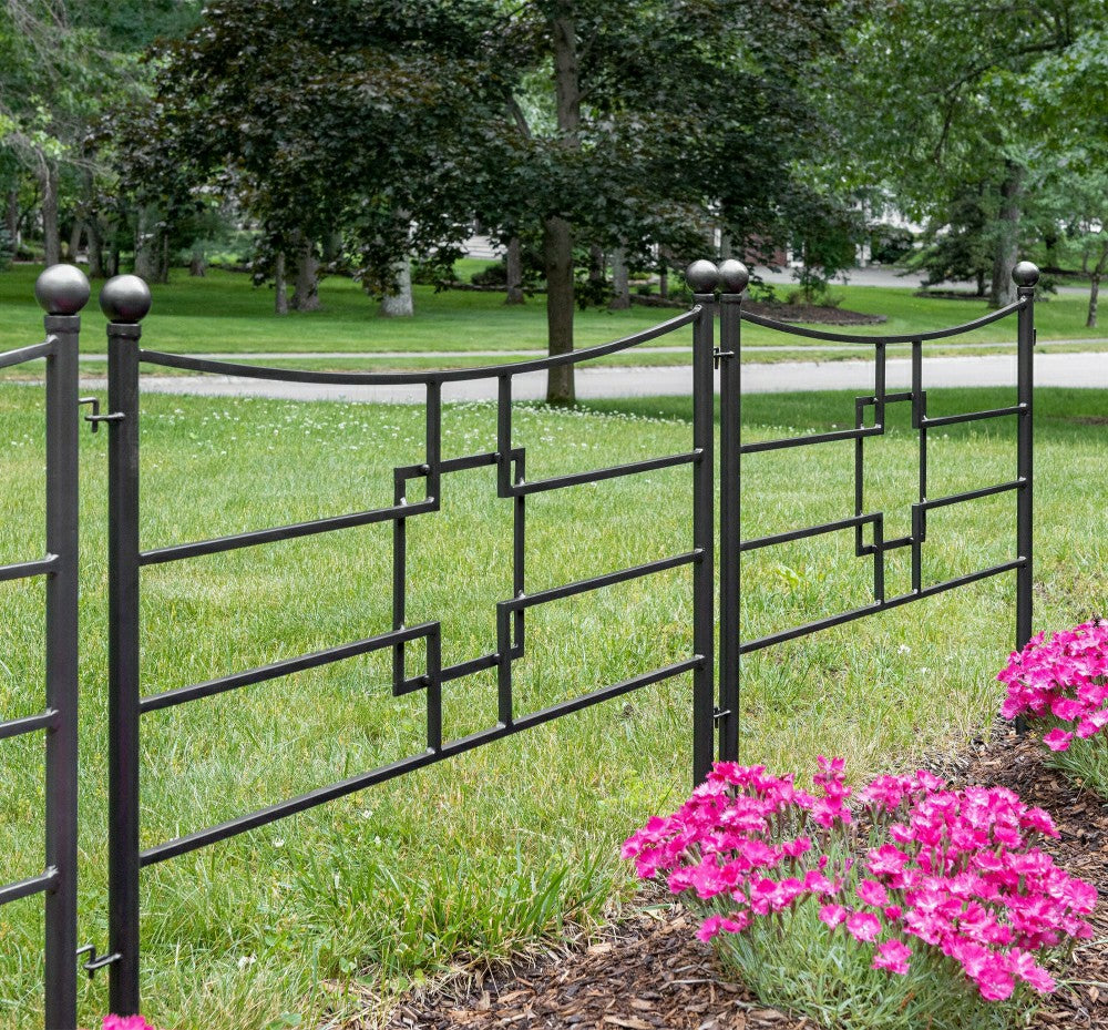 Plow & Hearth Square-on-Squares Fence Section, Set of 4