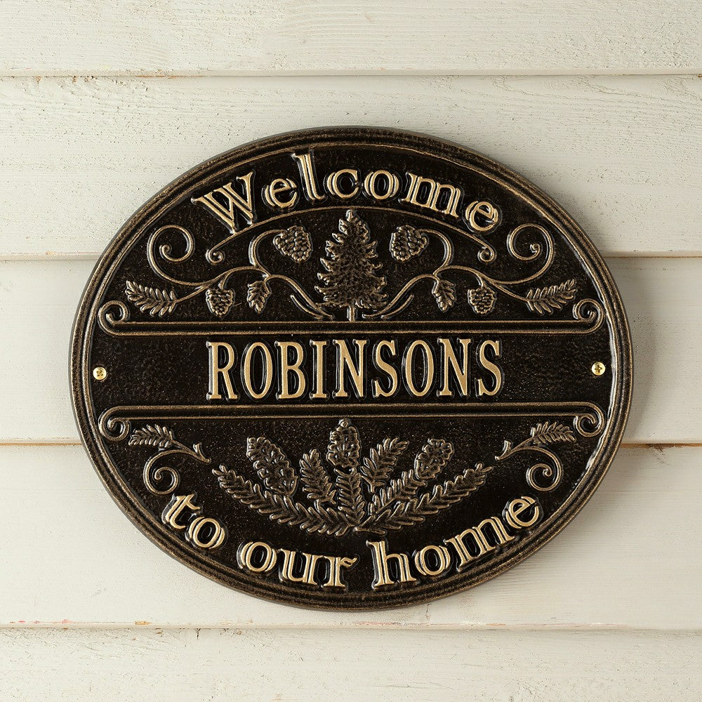 Plow & Hearth Cast Aluminum Personalized Pine Welcome Wall Plaque