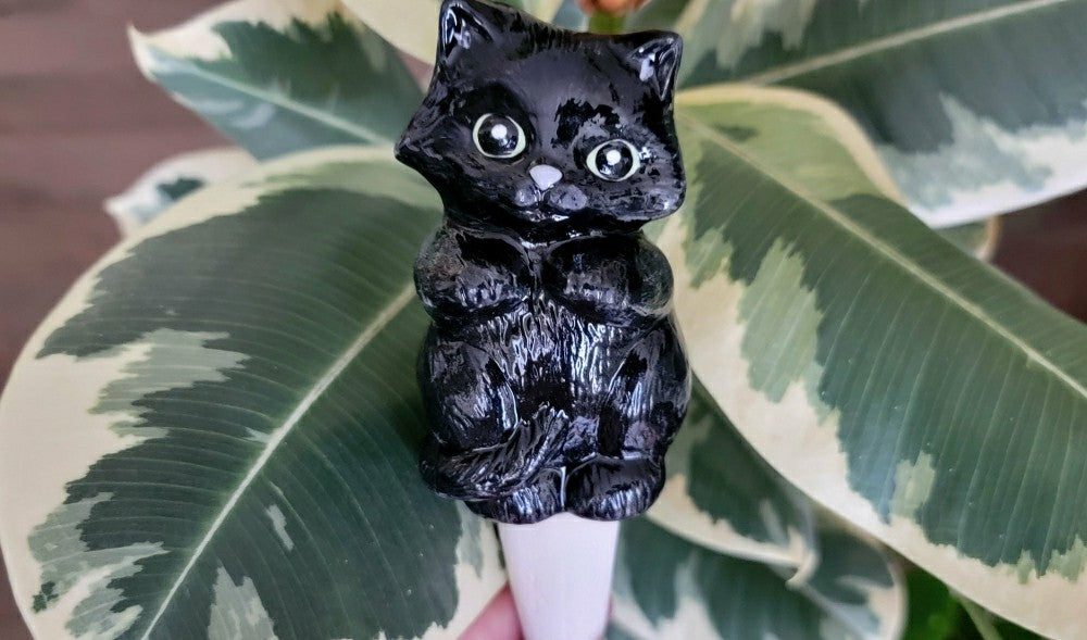 Plow & Hearth Cat Watering Spike