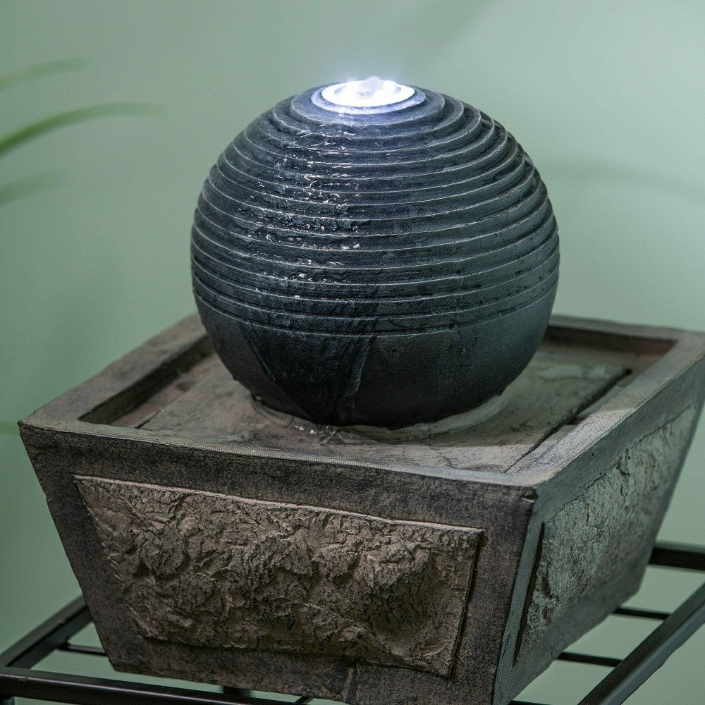 Plow & Hearth Ridged Globe Fountain with Planter Shelf