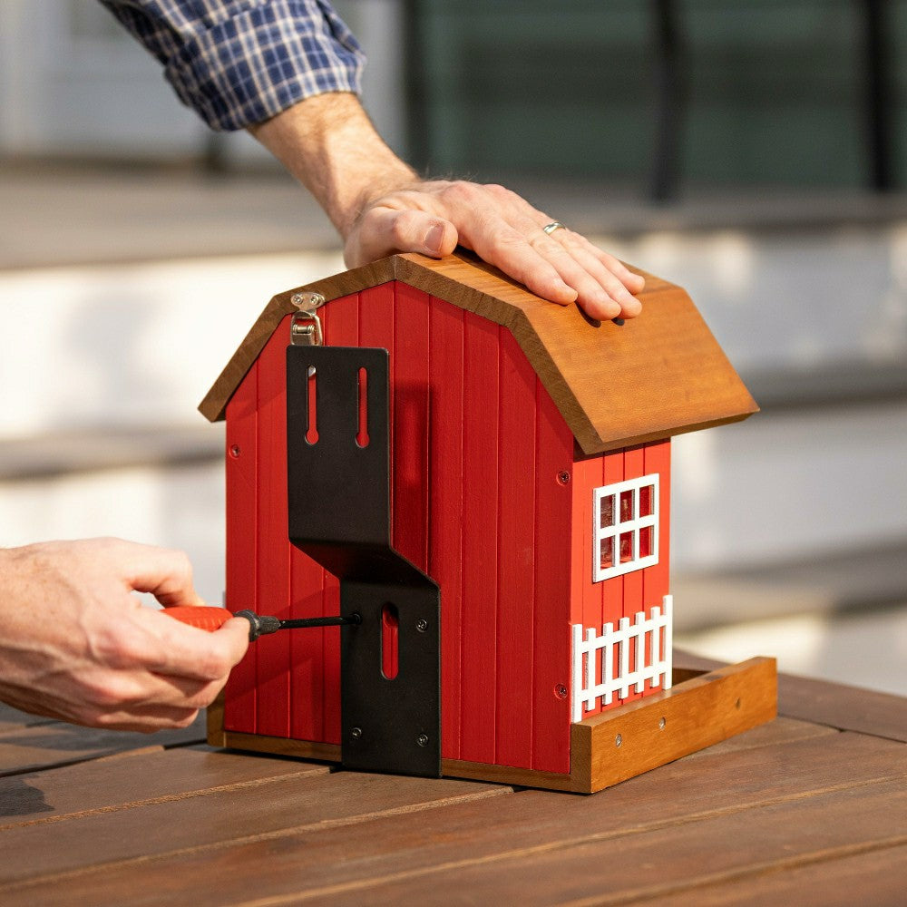 Plow & Hearth LED Barn House Smart Bird Feeder with Camera