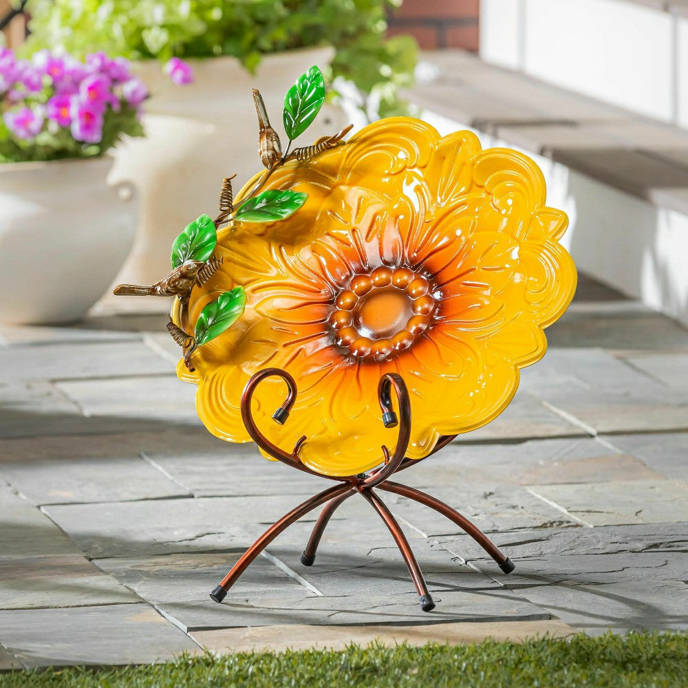 Plow & Hearth Metal Scalloped Edge Sunflower Birdbath