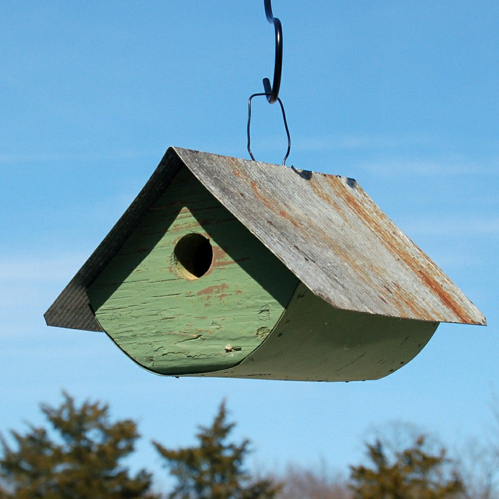 Plow & Hearth Buck's County Wren Bird House
