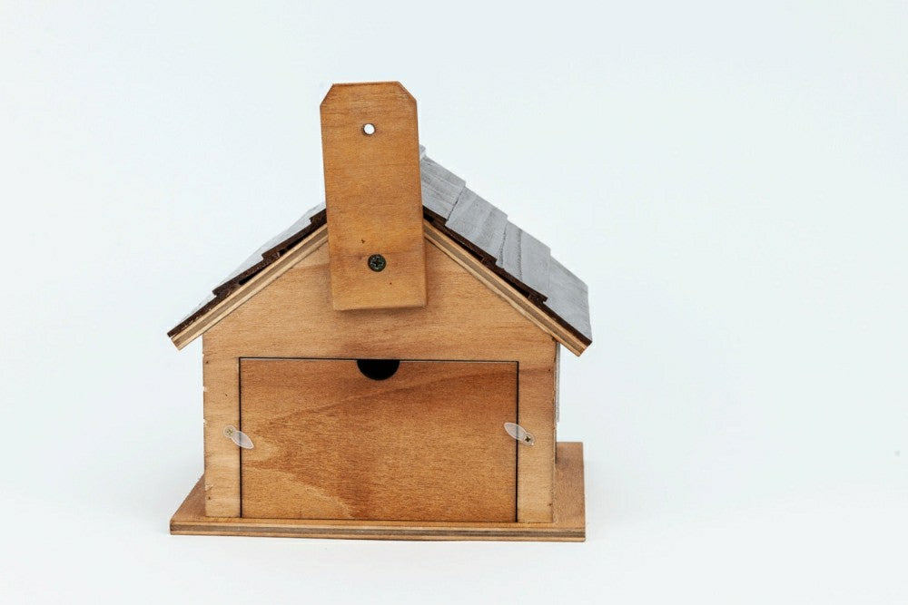 Plow & Hearth Man Cave Bird House