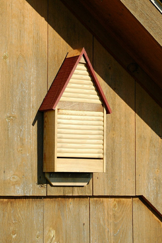 Plow & Hearth Bat Lodge