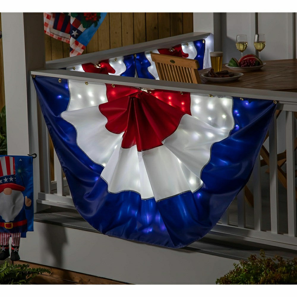 Plow & Hearth Patriotic Lit Bunting Kit, Large