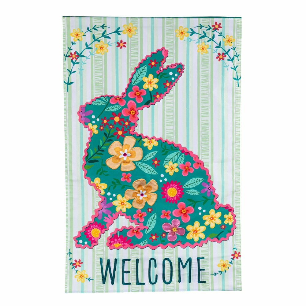 Plow & Hearth Floral Patterned Bunny Applique House Flag