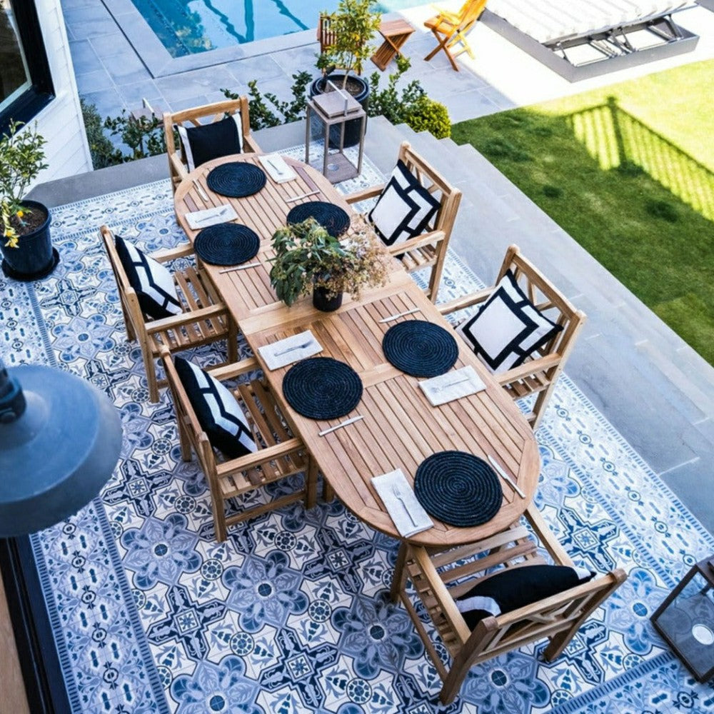 Plow & Hearth Åre Adjustable 6-8 Person Natural Teak Outdoor Dining Table – 79″-118″