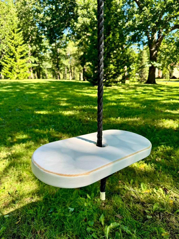 Plow & Hearth Oval Style Tree Swing
