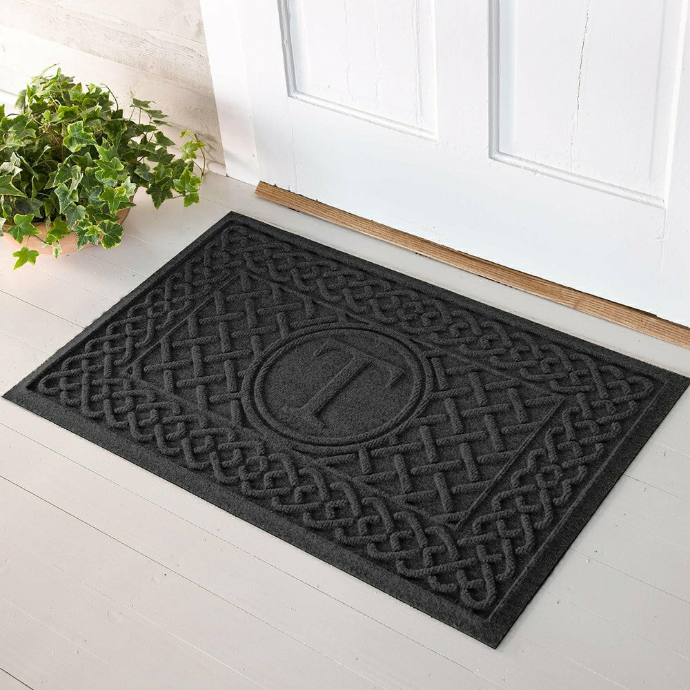 Plow & Hearth WaterHog® Cable Weave Doormat with Single Initial, 2' x 3'