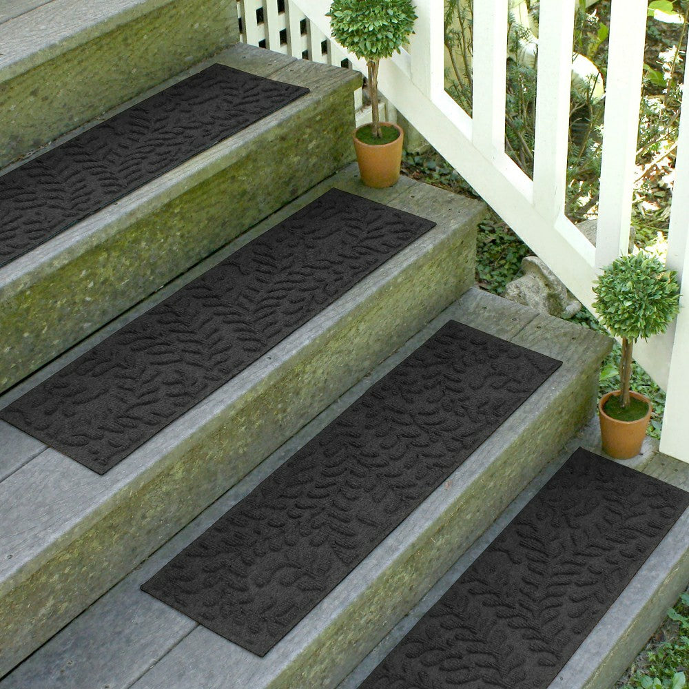Plow & Hearth WaterHog® Leaves Stair Treads