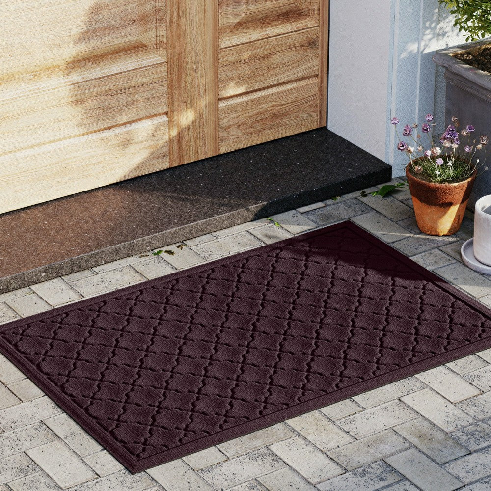 Plow & Hearth WaterHog® Indoor/Outdoor Geometric Doormat, 2' x 3'