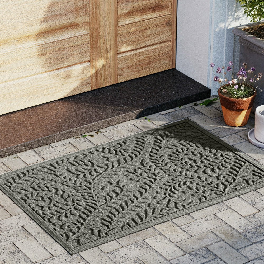 Plow & Hearth WaterHog® Indoor/Outdoor Leaves Doormat, 2' x 3'