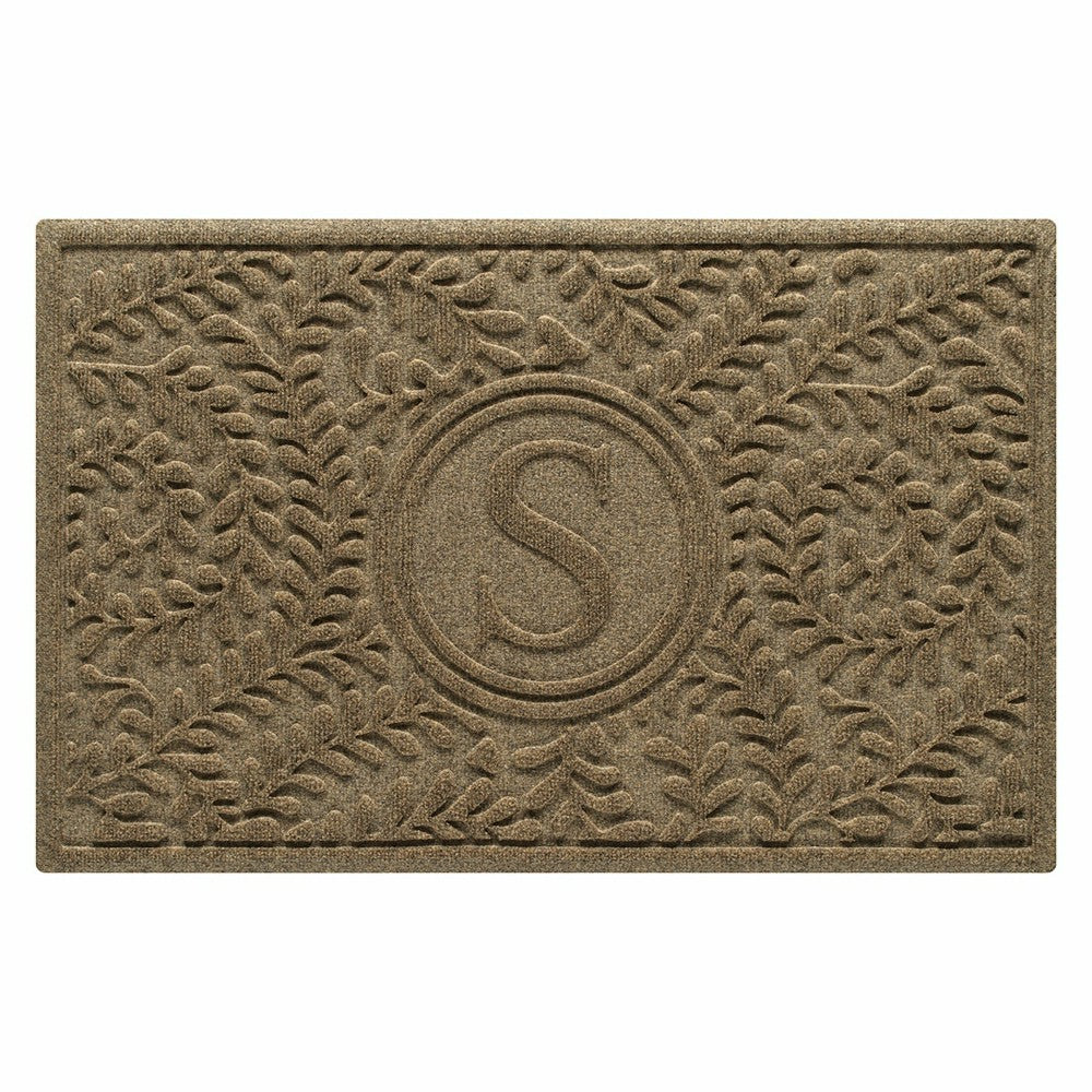 Plow & Hearth Boxwood Monogram Indoor/Outdoor Door Mat, 2'x3'