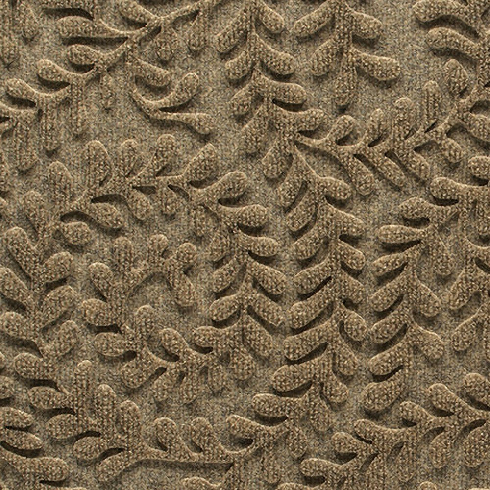 Plow & Hearth Boxwood Monogram Indoor/Outdoor Door Mat, 2'x3'