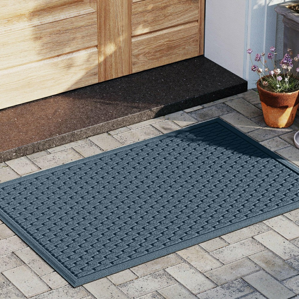 Plow & Hearth WaterHog® Indoor/Outdoor Hampton Doormat, 2' x 3'