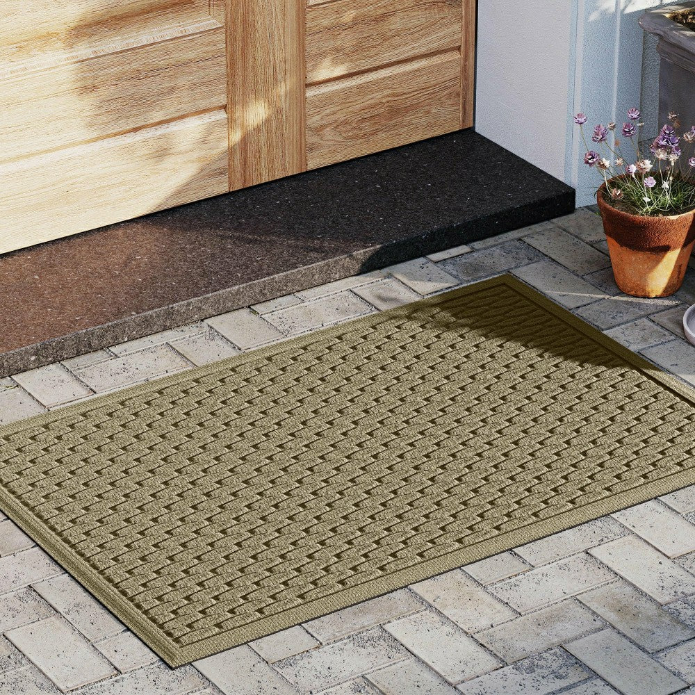 Plow & Hearth WaterHog® Indoor/Outdoor Hampton Doormat, 2' x 3'