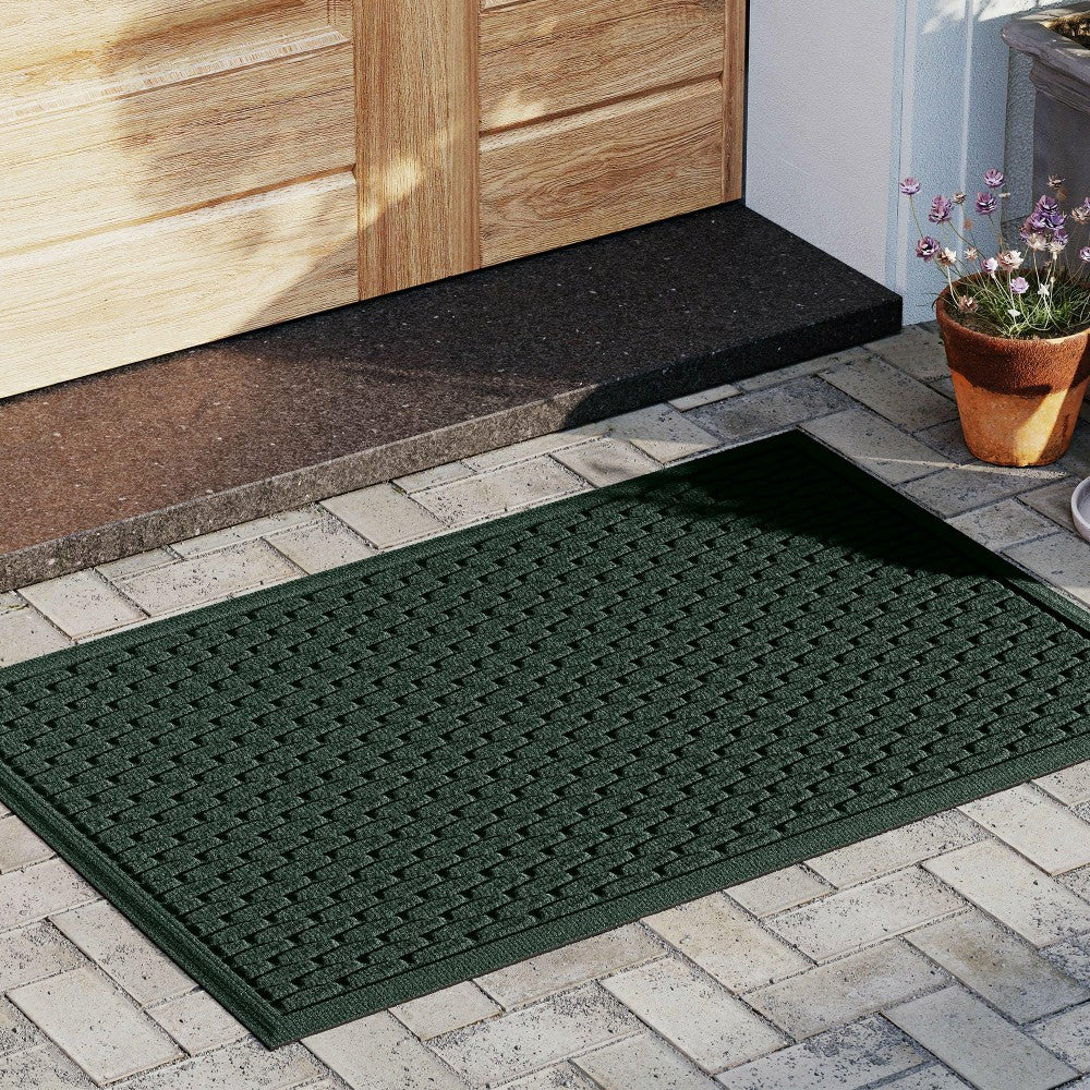 Plow & Hearth WaterHog® Indoor/Outdoor Hampton Doormat, 2' x 3'