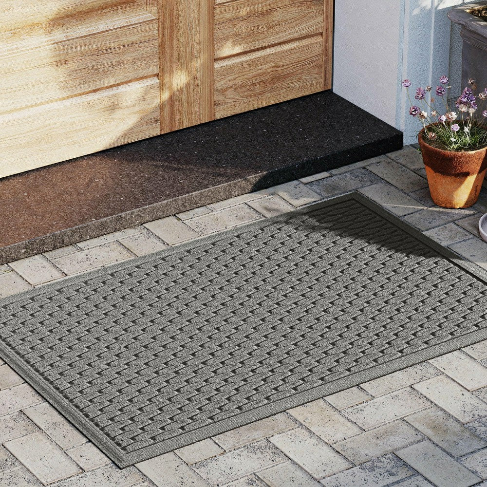 Plow & Hearth WaterHog® Indoor/Outdoor Hampton Doormat, 2' x 3'