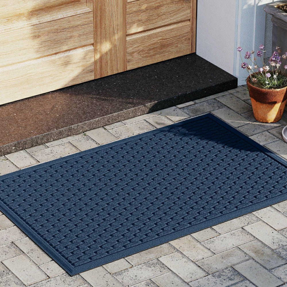 Plow & Hearth WaterHog® Indoor/Outdoor Hampton Doormat, 2' x 3'