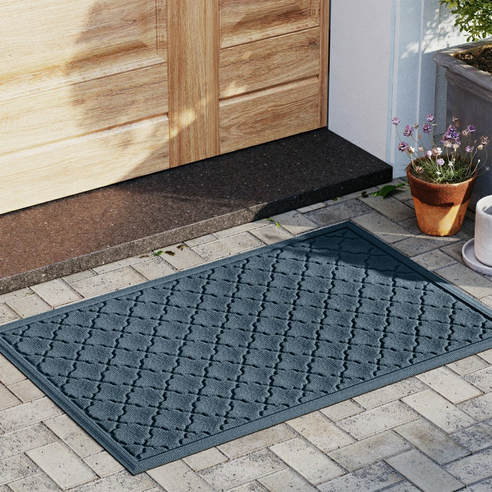 Plow & Hearth WaterHog® Indoor/Outdoor Geometric Doormat, 20" x 30"