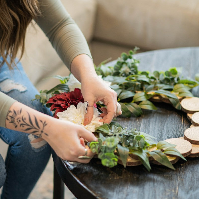 Plow & Hearth Spring Wood Slice Wreath Kit