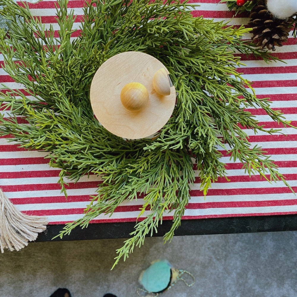Plow & Hearth Mini Cedar Christmas Wreath