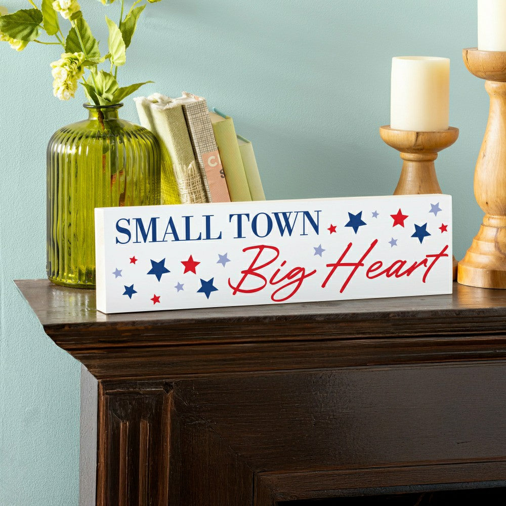 Plow & Hearth Americana Mantle Signs (18"x5" )