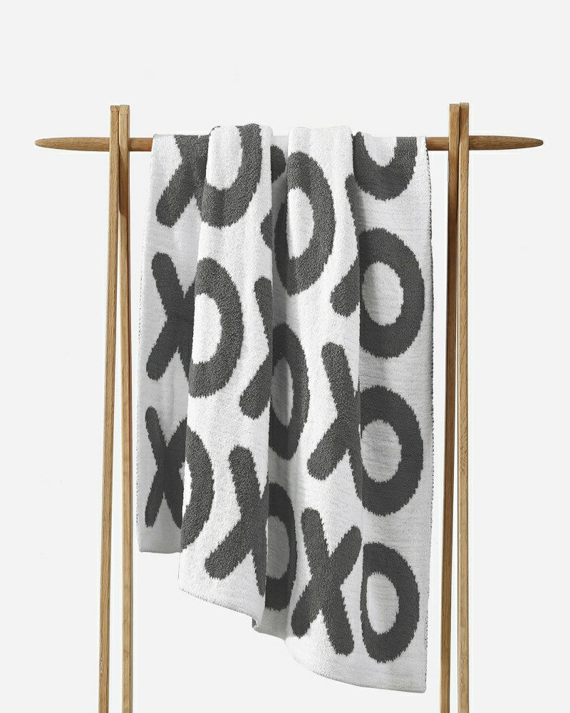 Plow & Hearth XOXO Throw Blanket