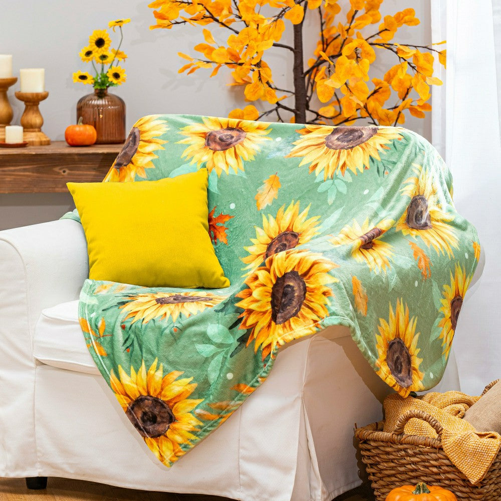 Plow & Hearth Harvest Blossom Sunflower Plush Blanket, 50" x 60"