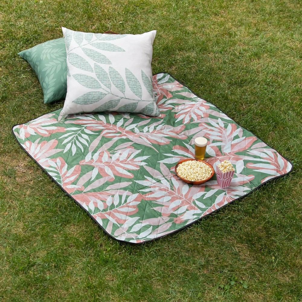 Plow & Hearth Bethany Leaf Fold-Up Blanket Tote
