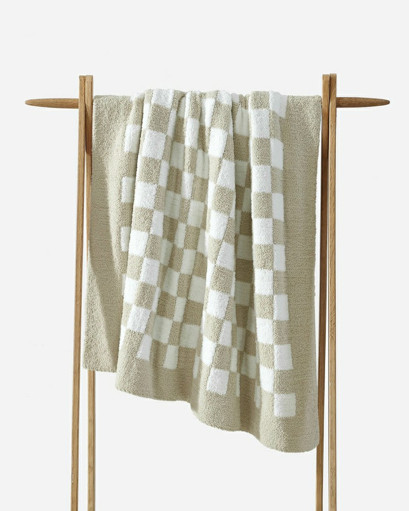 Plow & Hearth Checkerboard Throw