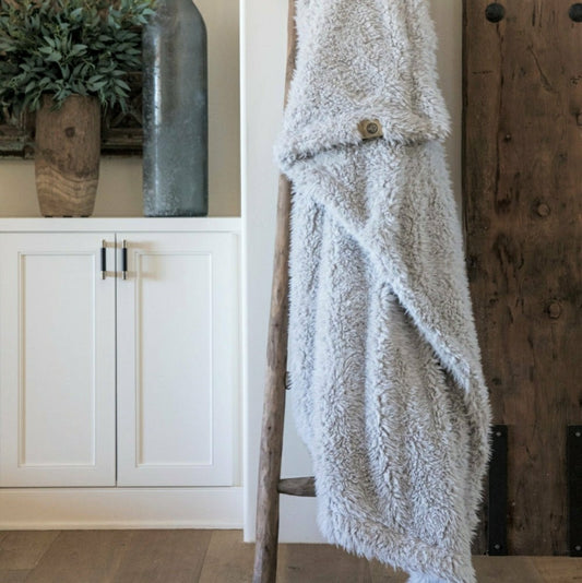 Plow & Hearth Angel Plush Blanket, 48” x 72”, Silver Cloud