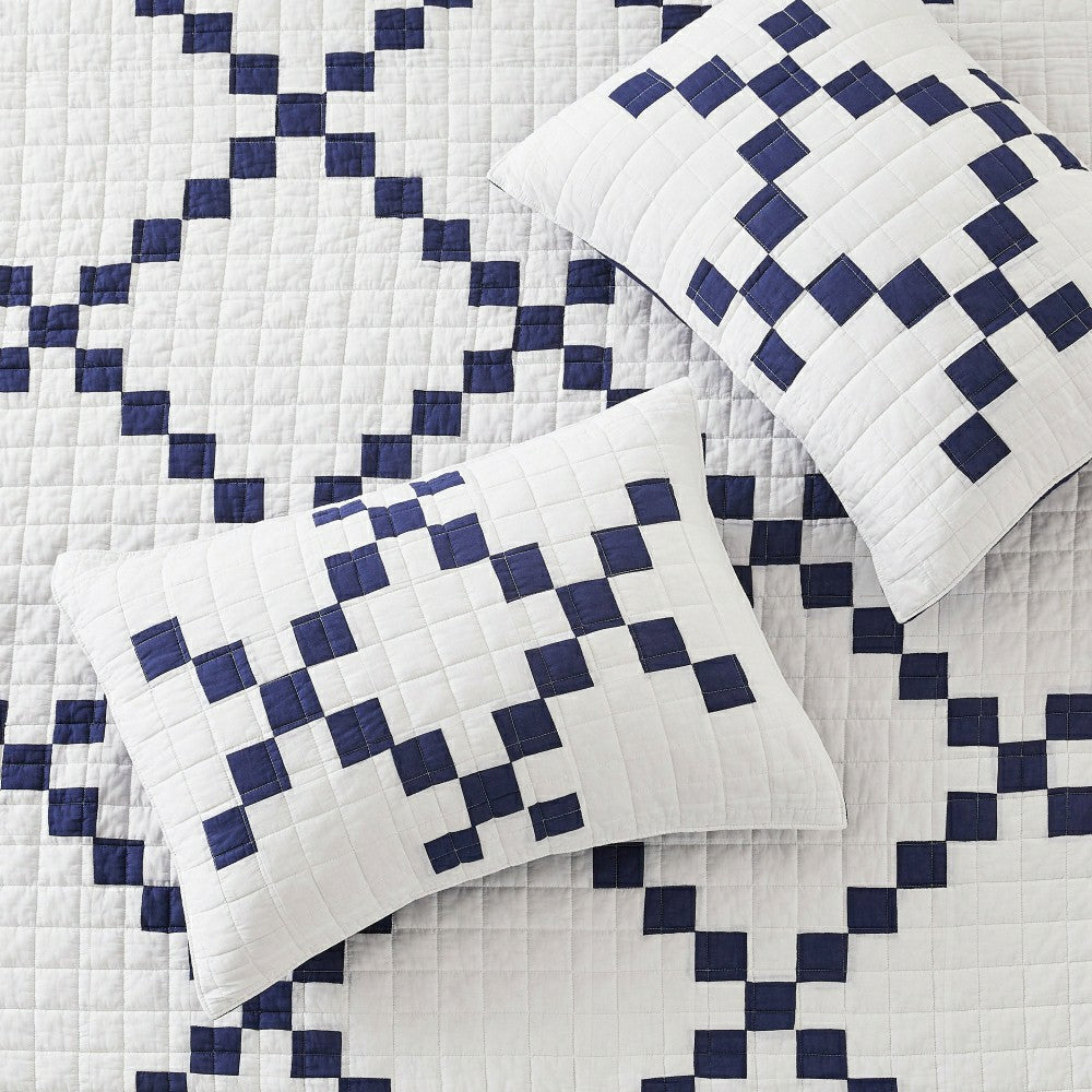 Plow & Hearth Irish Chain Patchwork Cotton Quilt Set